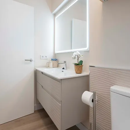 Apartoyou - Centro Moderno Apartment *